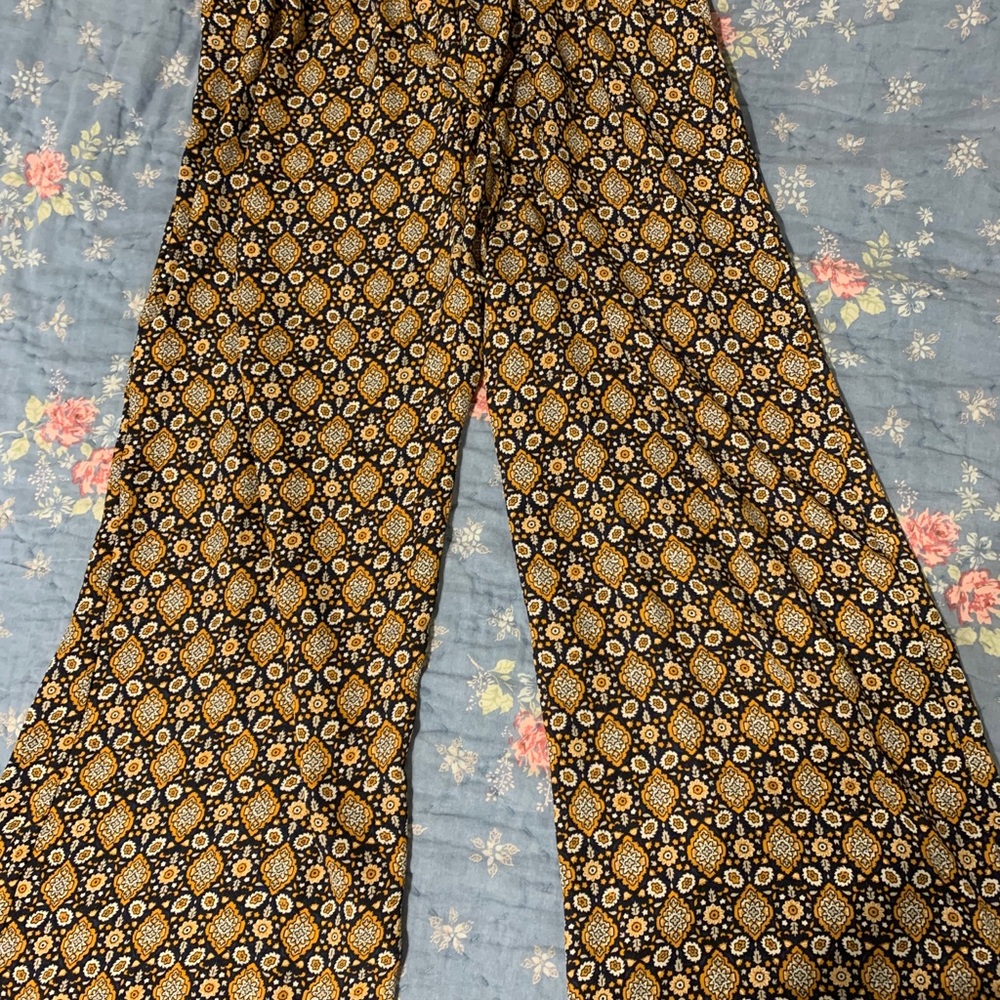Blue and yellow patterned loose pants